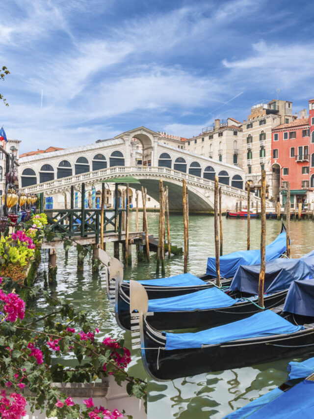 How to Get from Marco Polo Airport to Venice Story