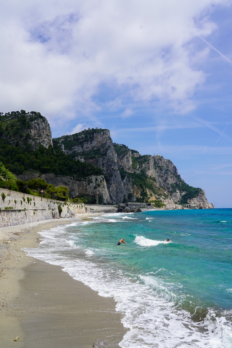 Noli Liguria baia di saraceni